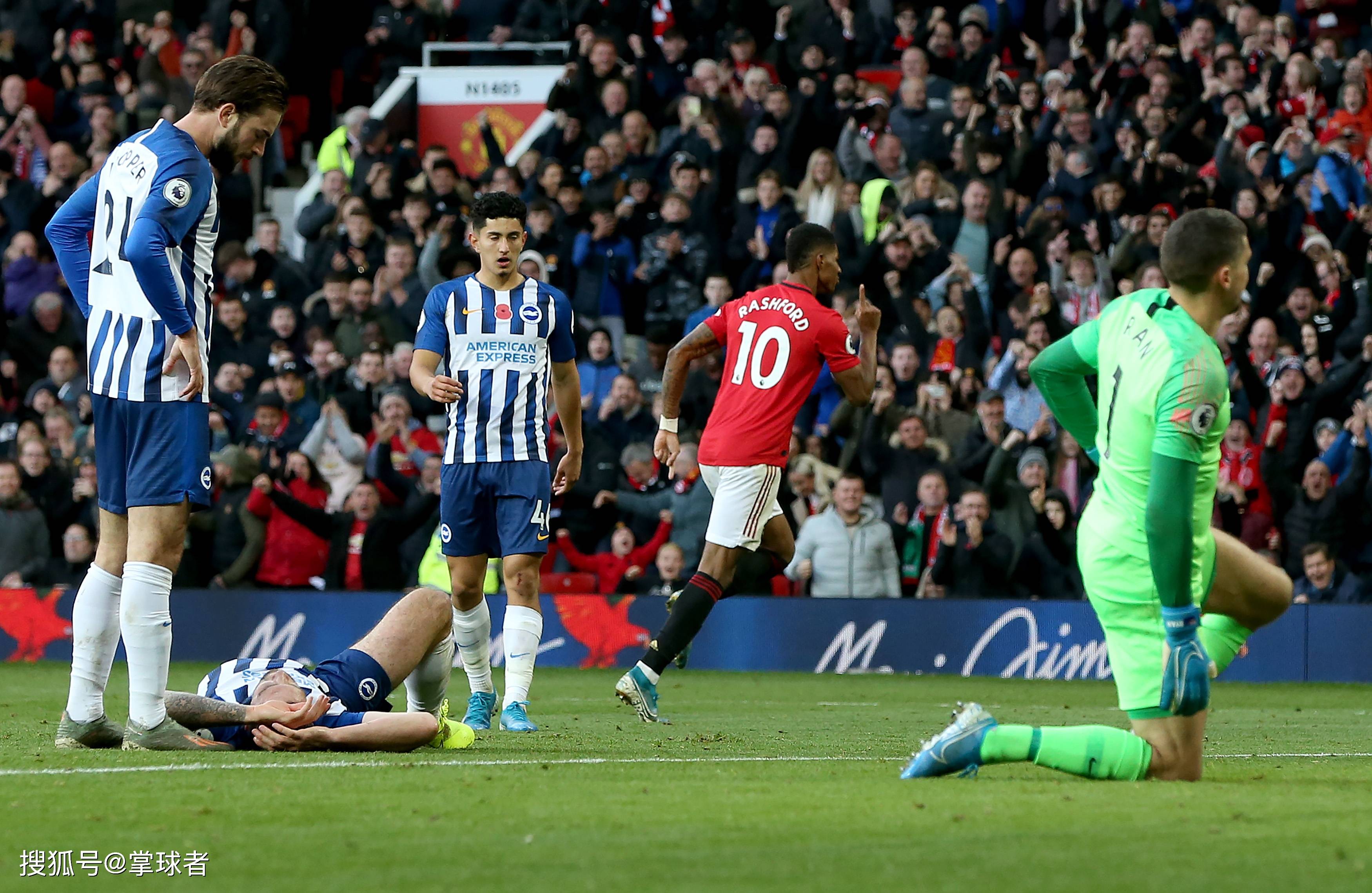 他鼓励球员 他鼓励球员