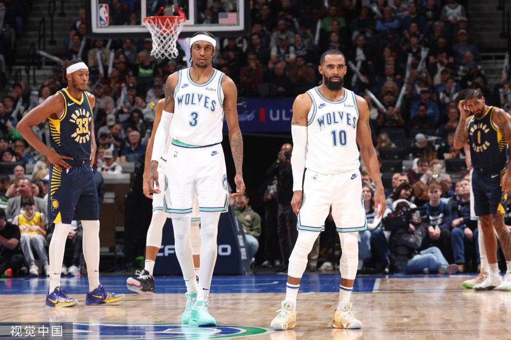 相比之下 相比之下