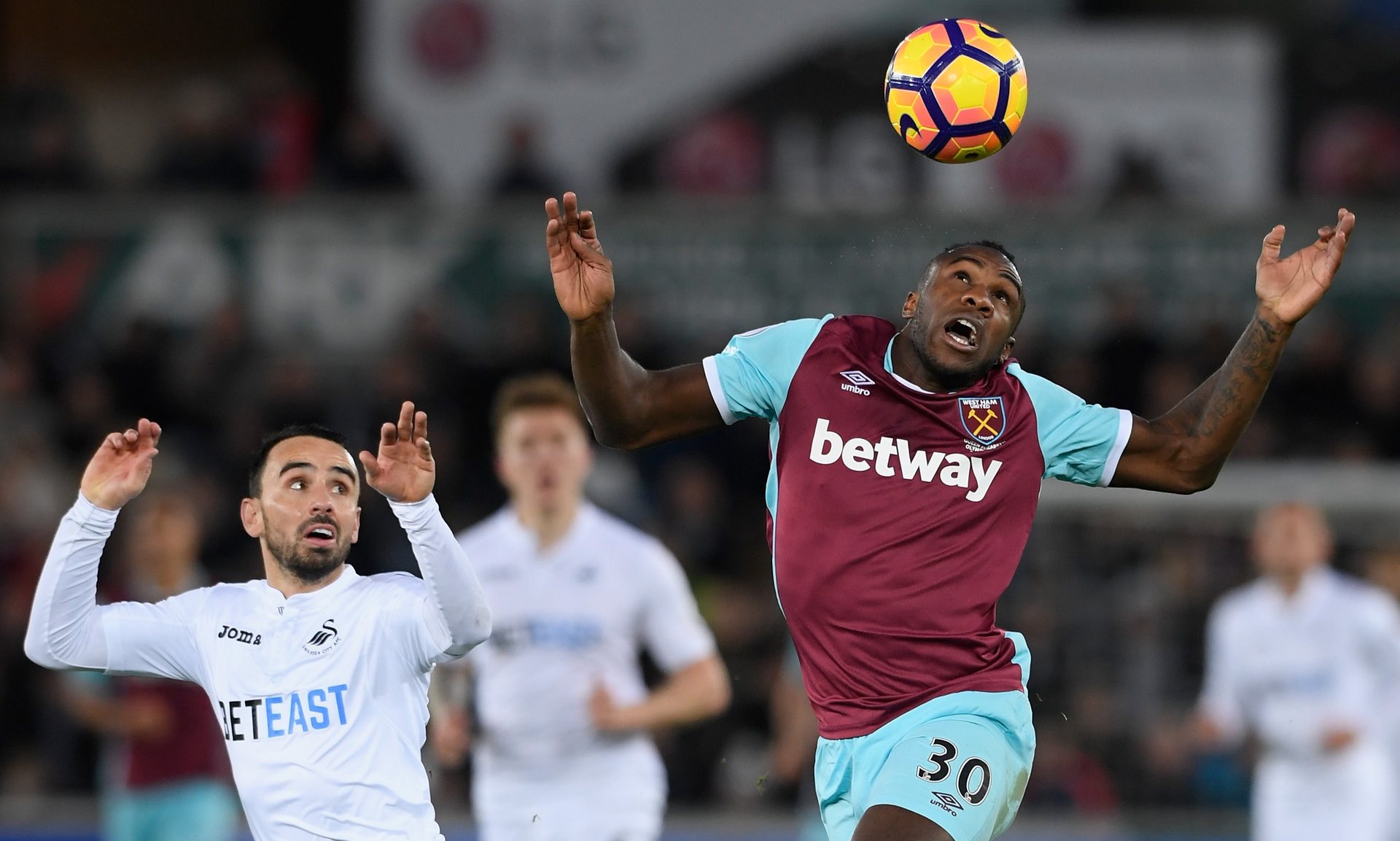 成绩的肯定 成绩的肯定