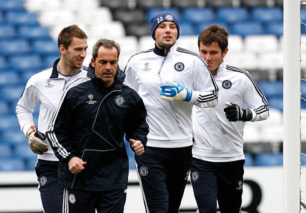 刻黯然失色 刻黯然失色